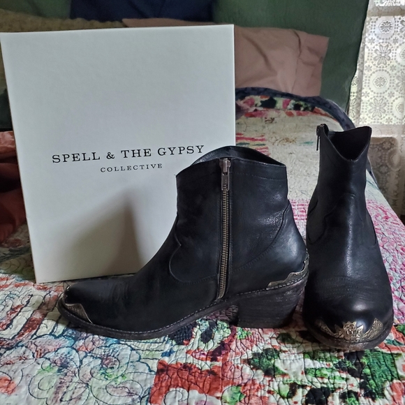 Spell Shoes - 🖤SPELL Sugar Skull Boots 42